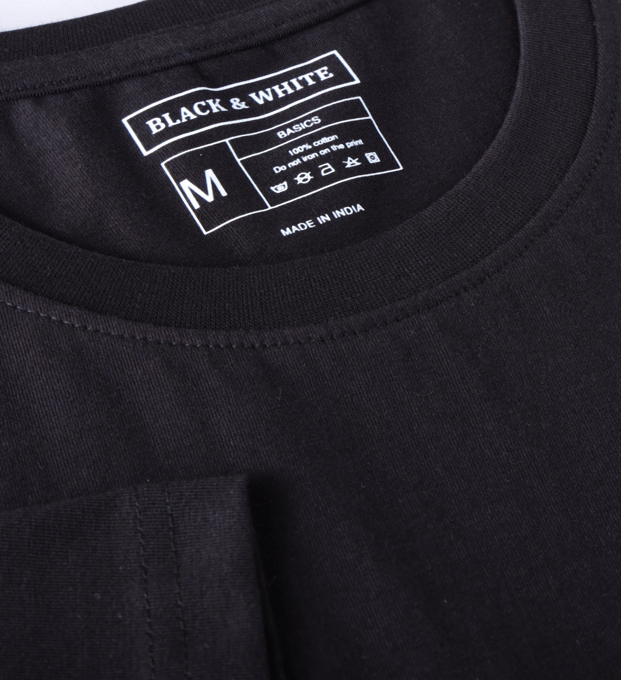 SJ round neck black